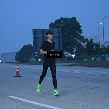 Runner Photo 7586371
