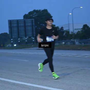 Runner Photo 7586374