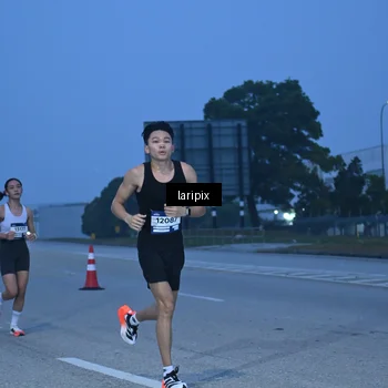 Runner Photo 7586383
