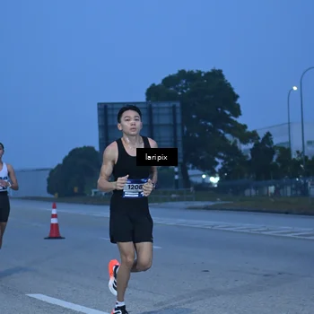 Runner Photo 7586385