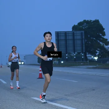 Runner Photo 7586387