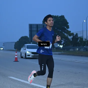 Runner Photo 7586402