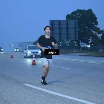 Runner Photo 7586415