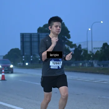 Runner Photo 7586433