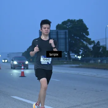 Runner Photo 7586436