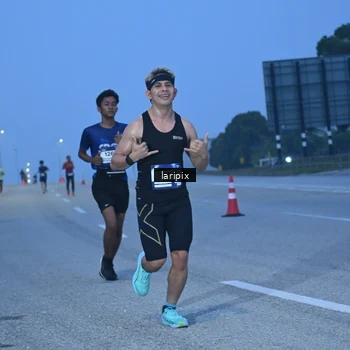 Runner Photo 7586438