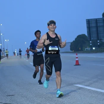 Runner Photo 7586439