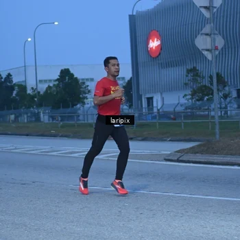 Runner Photo 7586488