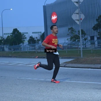 Runner Photo 7586490