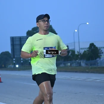 Runner Photo 7586494