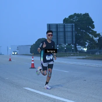 Runner Photo 7586499