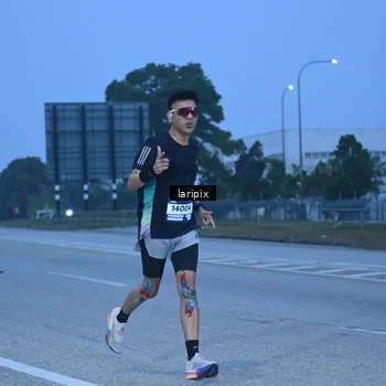 Runner Photo 7586504