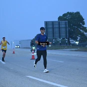 Runner Photo 7586510