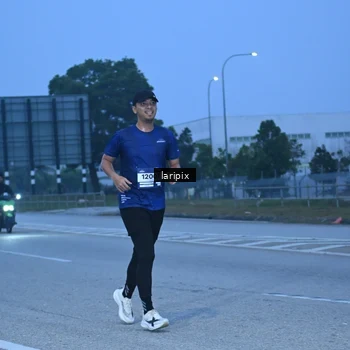 Runner Photo 7586521