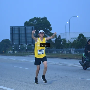 Runner Photo 7586535
