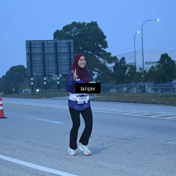 Runner Photo 7586540