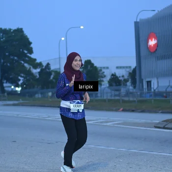 Runner Photo 7586545