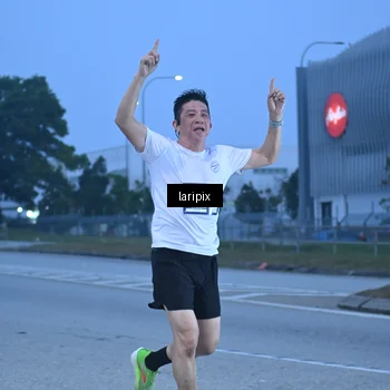 Runner Photo 7586558