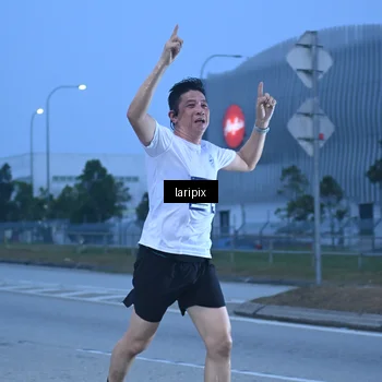 Runner Photo 7586562