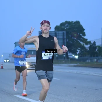 Runner Photo 7586581