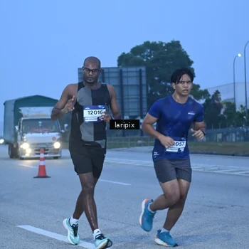 Runner Photo 7586583