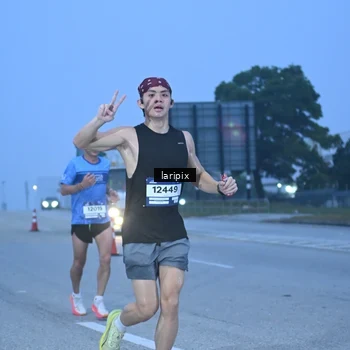 Runner Photo 7586586
