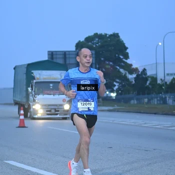 Runner Photo 7586587