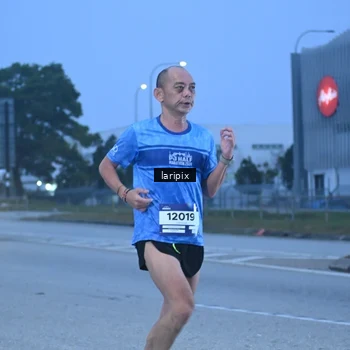 Runner Photo 7586597