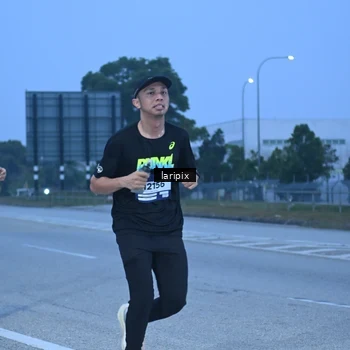 Runner Photo 7586615