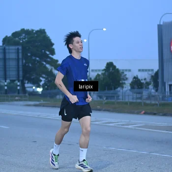 Runner Photo 7586616
