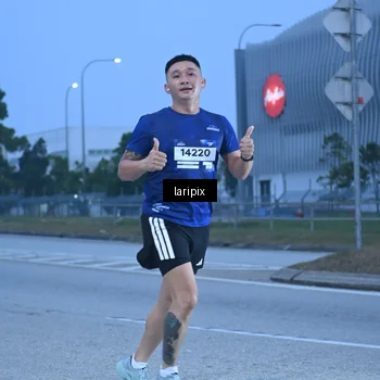 Runner Photo 7586626