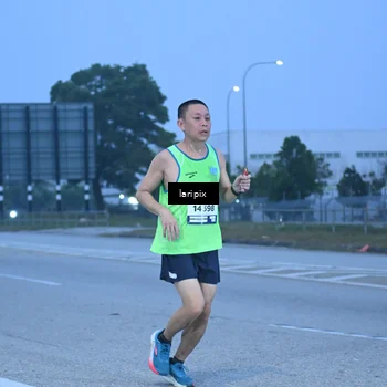 Runner Photo 7586649