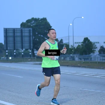 Runner Photo 7586651