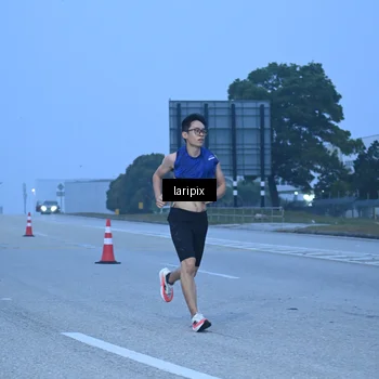 Runner Photo 7586653