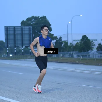 Runner Photo 7586659
