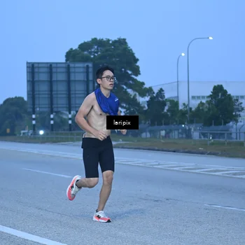 Runner Photo 7586664