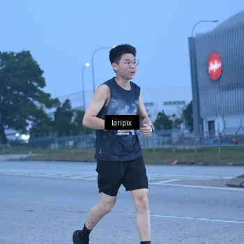 Runner Photo 7586671