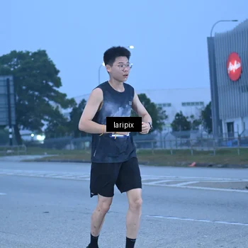 Runner Photo 7586672