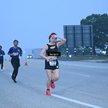 Runner Photo 7586683