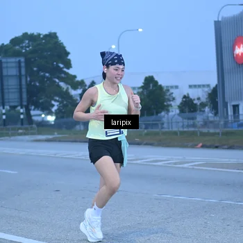 Runner Photo 7586726