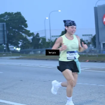Runner Photo 7586728