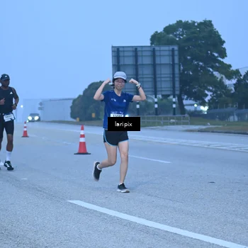 Runner Photo 7586745