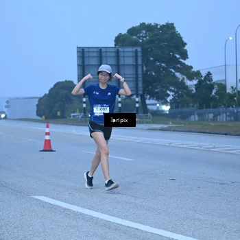 Runner Photo 7586747