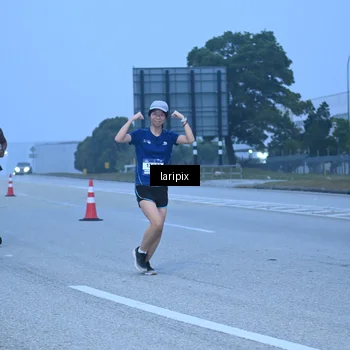 Runner Photo 7586748