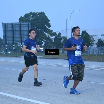 Runner Photo 7586751