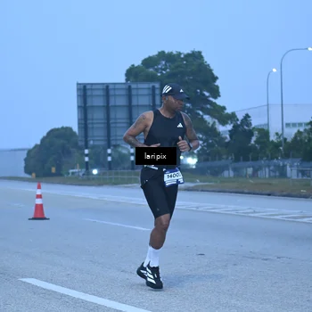 Runner Photo 7586761