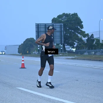 Runner Photo 7586764