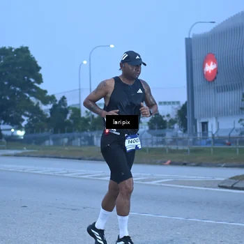 Runner Photo 7586767