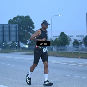 Runner Photo 7586772