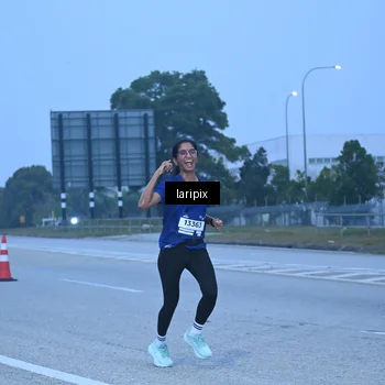 Runner Photo 7586774